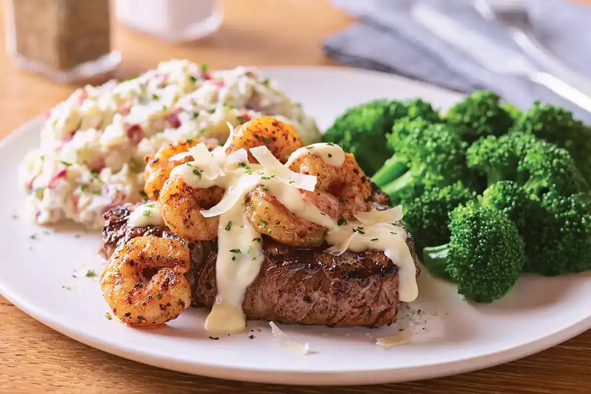 Applebee's Shrimp ‘N Parmesan Sirloin